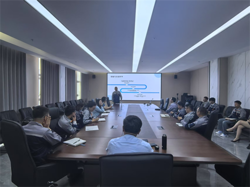 Tu luyện và tập hợp sức mạnh để khám phá những con đường mới, để tích lũy sức mạnh để tiến về phía trước và thực hiện những giấc mơ cùng nhau