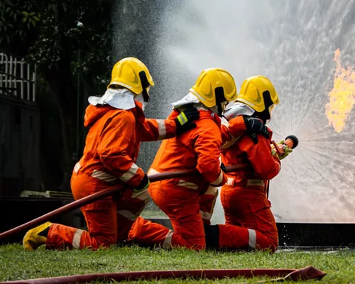 Quần áo bảo vệ công việc của lính cứu hỏa